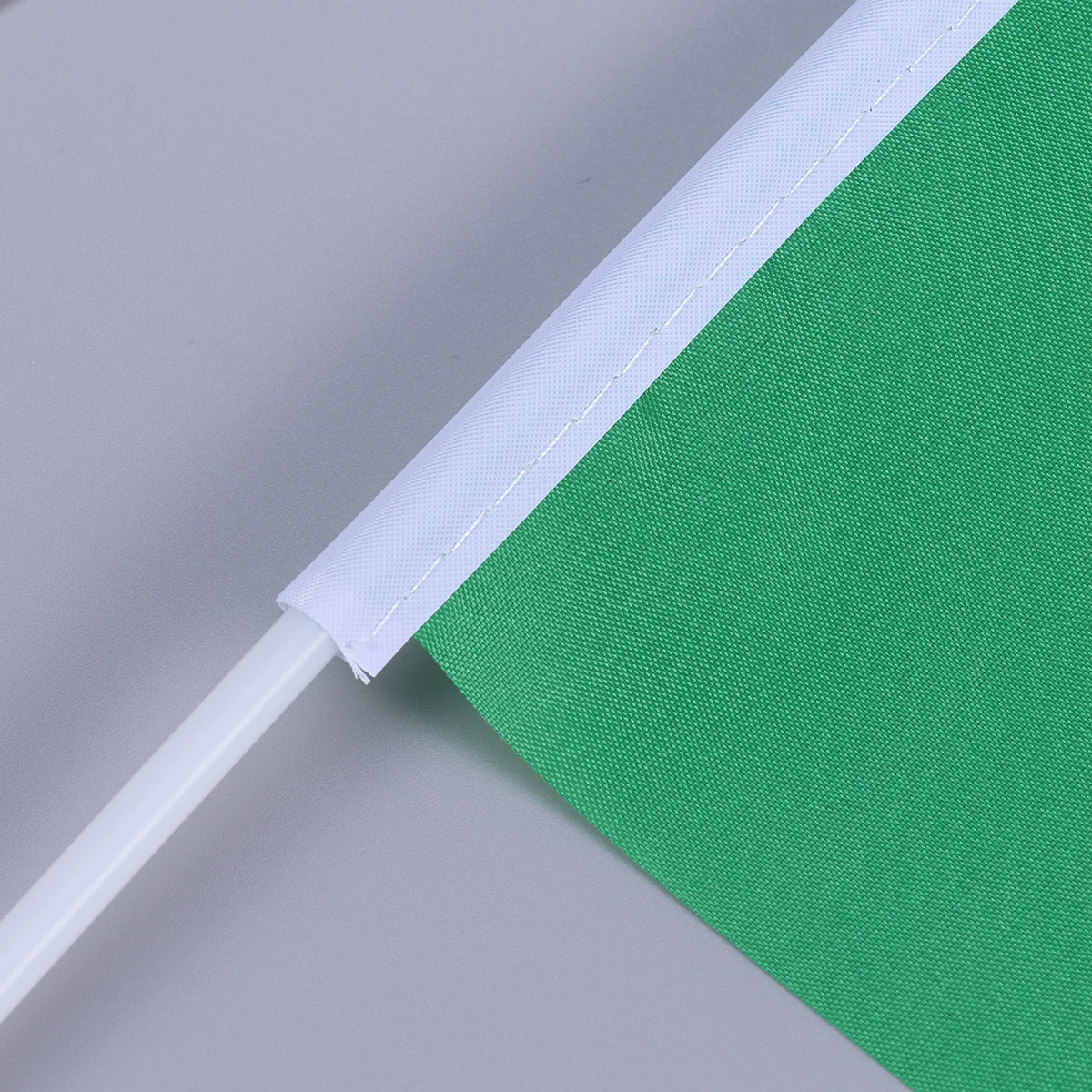 

20Pcs Hand Held Stick Flags Brazil Mini Portable Fade Resistant for Sports Clubs Bar Festivals Grand Opening Party Decorations