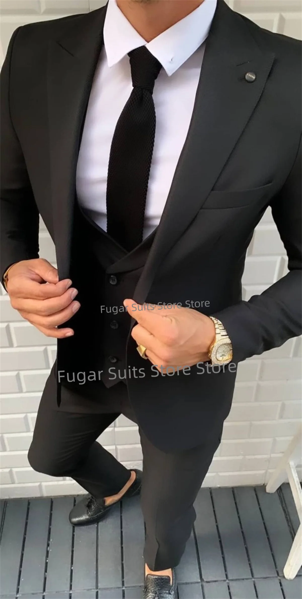 

Luxuly Classic Black Wedding Suit For Men Slim Fit Peak Lapel Groom Tuxedos Formal3Pieces Set Elegant Male Blazer Costume Hombre