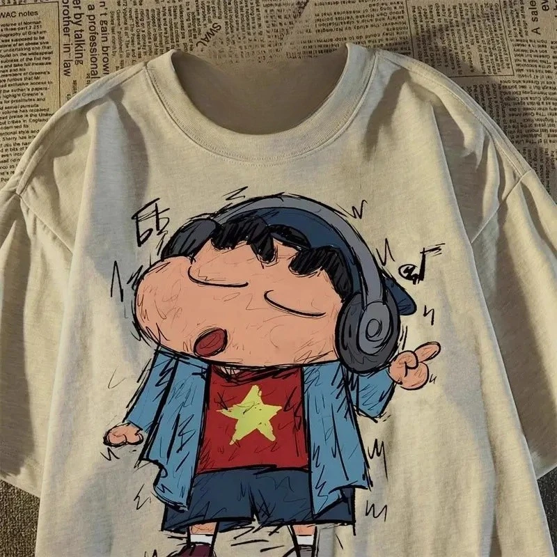 

Crayon Shin Chan Fun Ретро Футболка с героями мультфильмов Летний свободный уличный топ для пар Ленивый милый принт Универсальный предмет Ретро Уличный стиль