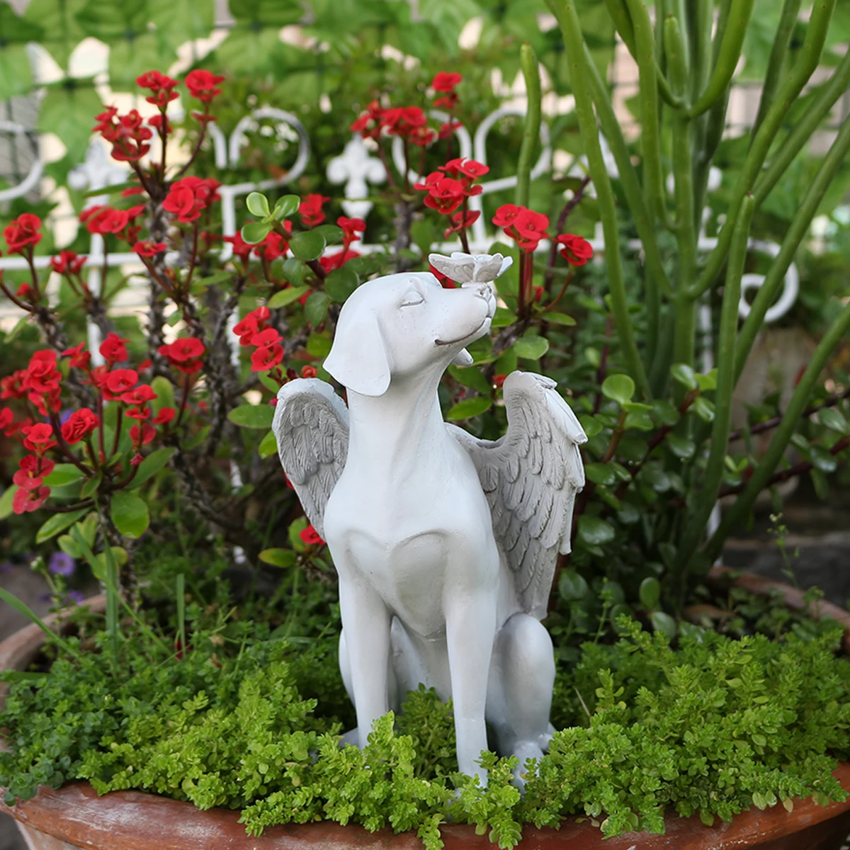 Pet Loss Memorial Angel Dog Sculpture, Winged Butterfly Puppy Resin Ornament, Outdoor Garden Flowerpot Decoration, Home Desktop Pet Remembrance Gift