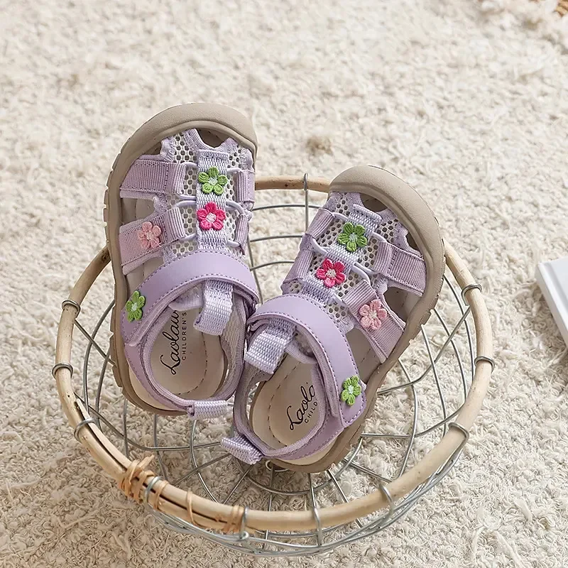 

Children's Sports Sandals 2025 Summer Closed-toe Anti Collision Flower Girl Princess Sandals Outdoor Beach River Tracing Shoes