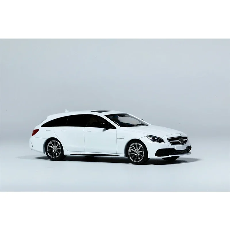 **PreSale** 1:64 KING CLS 63 Shooting Brake Diecast Diorama Car Model Collection Miniature Toy