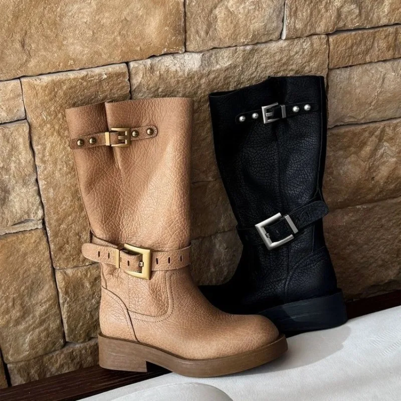 

Новинка 2024, женские модные и качественные ботинки, кожаная обувь на каблуке, зимние ботинки, зимние трендовые прогулочные спортивные ботинки челси