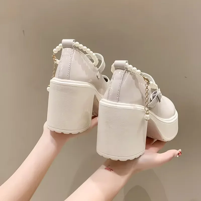 New Woman Pumps Shoes Fashionable White Chunky Platform High Heels Women's 2024 New Autumn/Winter Mary Jane Comfortable Sneakers