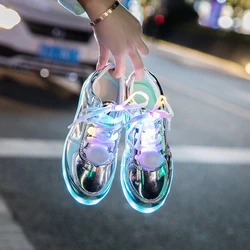 Zapatos luminosos recargables por Usb para hombre y mujer, calzado con luces LED, suela iluminada, diagrama de flecha plateado, novedad de 2023