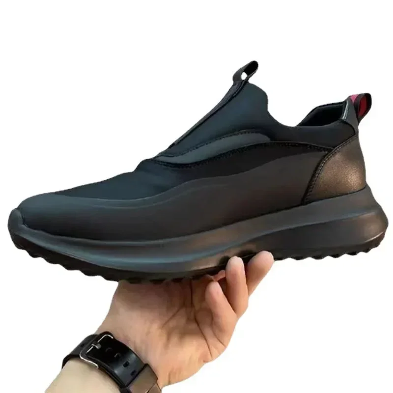Zapatillas deportivas bajas negras cómodas para uso diario - imagen 3
