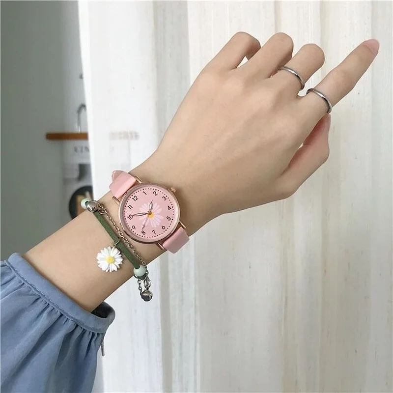 2022 Nieuwe Chrysant Luxe Vrouwen Horloge Casual Mode Vrouwelijke Horloge Eenvoudige Temperament Quartz Horloges Voor Vrouwen Gift