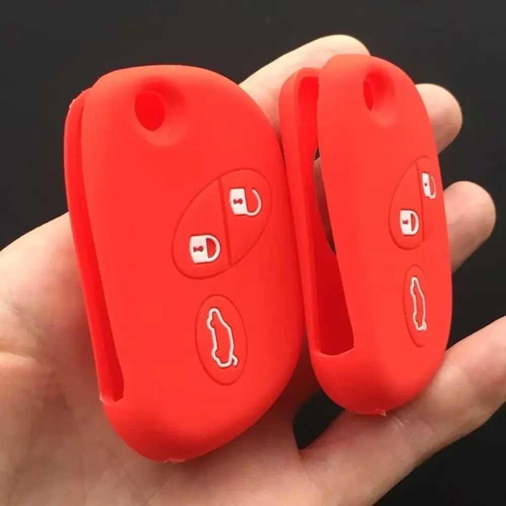 Silicone Car Key Cover Replacement Shell Scratch-resistant Remote Key Cover 3-Button Design for Maserati GT GranCabrio