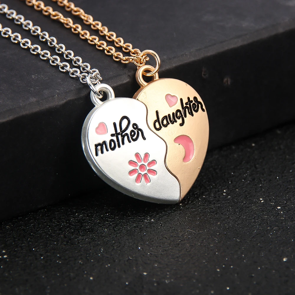 Love Heart Splicing Necklace Mother & Daughter Letter Magnetic Pendant Women Clavicular Chain Jewelry Mother\'s Day Gift