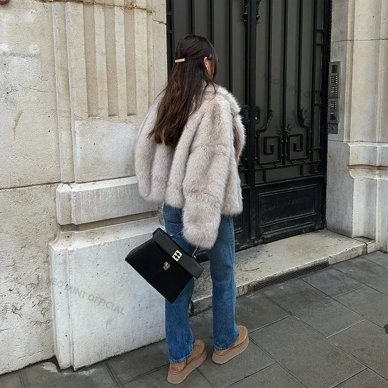 Neo Mint Winter 2024 Brand Fashion Fluffy Eco Fox Fur Coat Chic Street Girls Gradient Faux Fur Jacket Women Luxury Outerwear