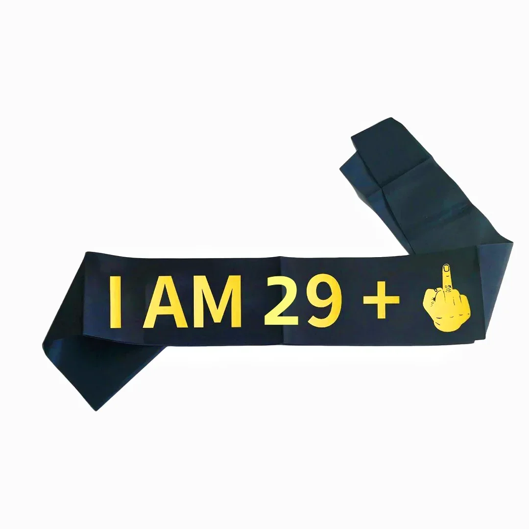 �I AM?+1“-Schärpe, lustige Geburtstagsschärpe für Männer und Frauen, Geburtstagsgeschenke, Partydekorationen, schwarze Schärpe mit goldglitzerndem Schriftzug – Detail 5