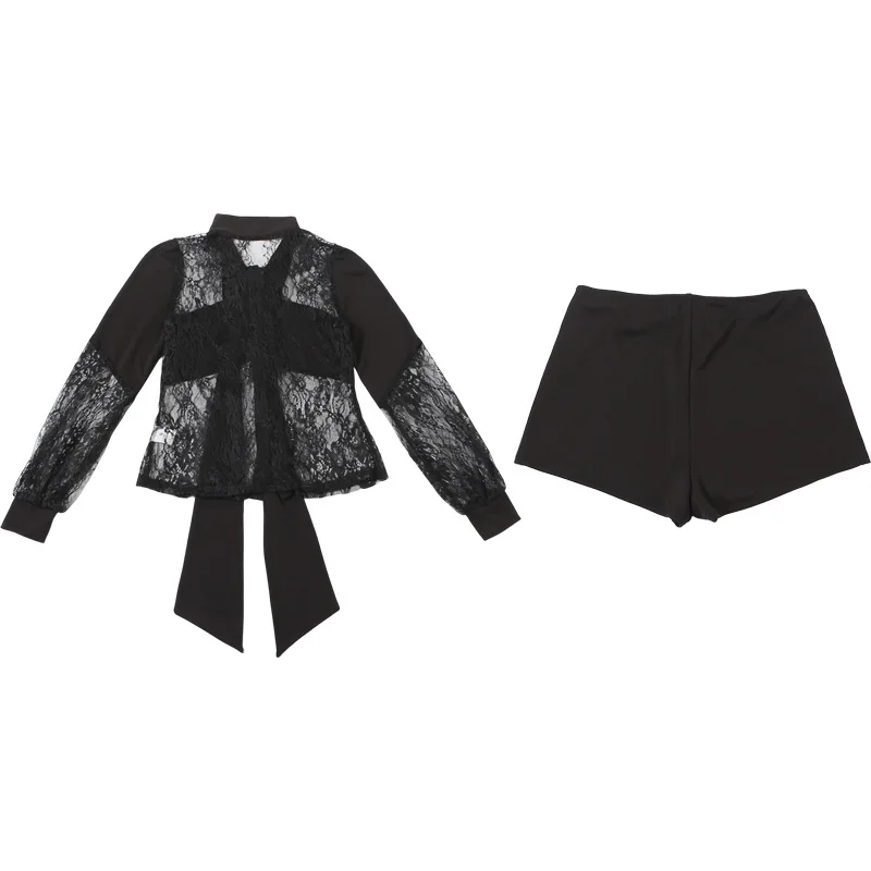 SsTss Conjunto de top y pantalones cortos para mujer, camisa de manga larga con retazos de encaje transparente calado negro a la moda y pantalones cortos ajustados, trajes de 2 piezas