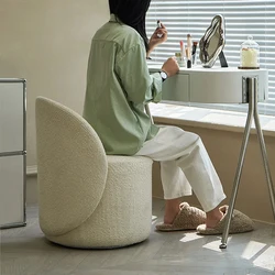 Lichte Luxe Stoelen Voor Slaapkamer Make-Up Stoel Rugleuning Make-Up Kruk Huis Slaapkamer Kaptafel Eenvoudige Dressoir Kruk Accent Stoelen