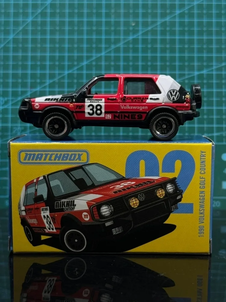 لعبة سيارة Matchbox GBJ48-E Series 1:64 قابلة للجمع - لاند روفر RV BMW لامبورغيني فورد فولكس فاجن جولف للأطفال #3