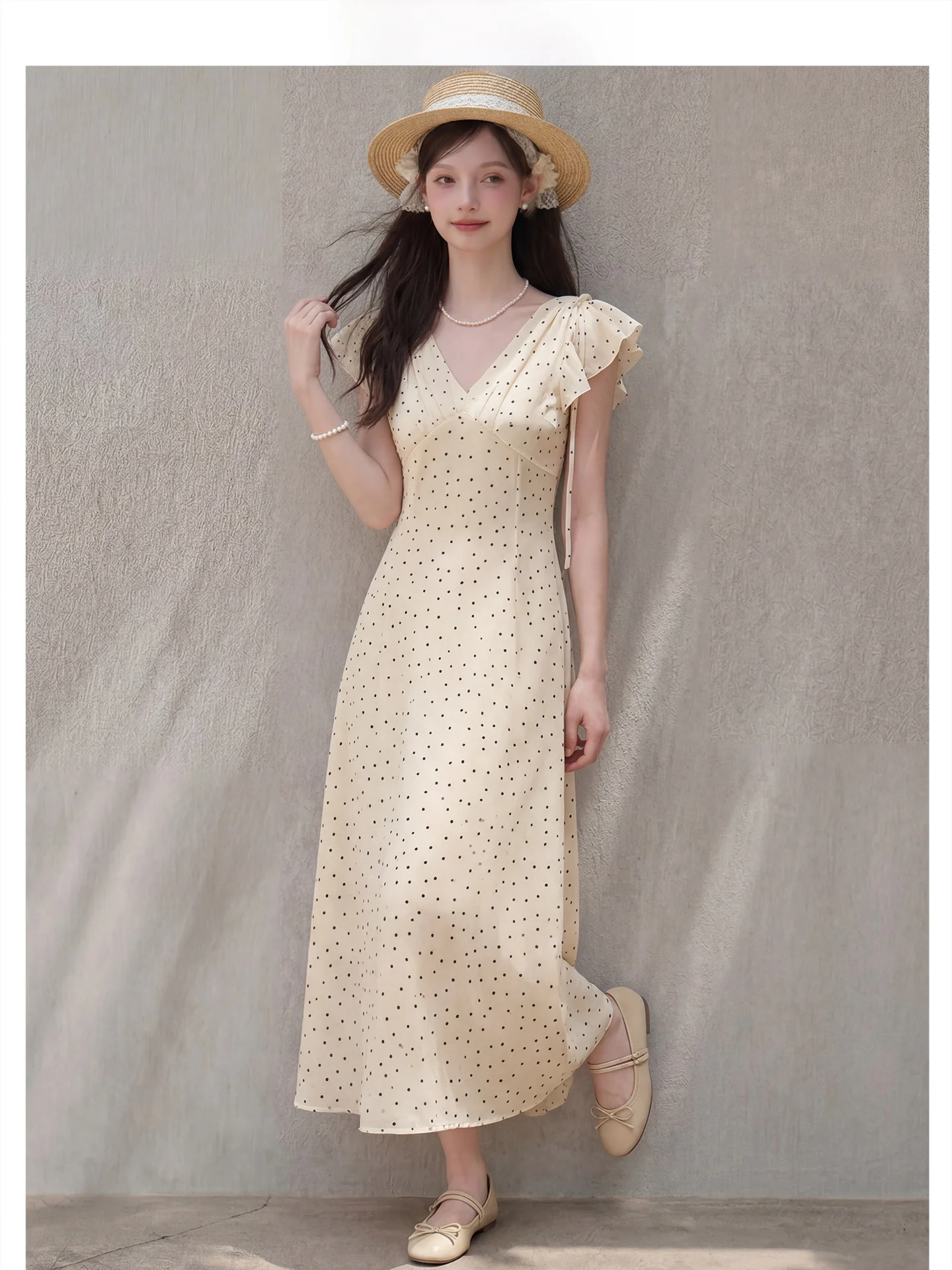 Vestido de lunares dulce y picante Forever 21 para mujer, estilo vacacional con cuello en V, falda larga de hadas, manga corta, corte ajustado.