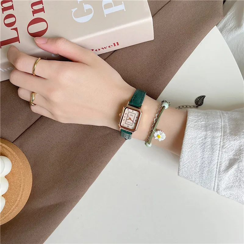 The Square Classcial Women Ultra Thin Small Dial Watches Leather Band Niche Antique Quartz Watch Relogio Feminina