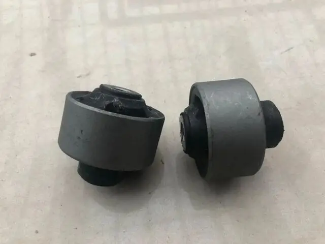 

For Roewe MG3 2Pcs/Kit Front Control Arm Bushing Big & Small Replacement Auto Motor Parts 30003598