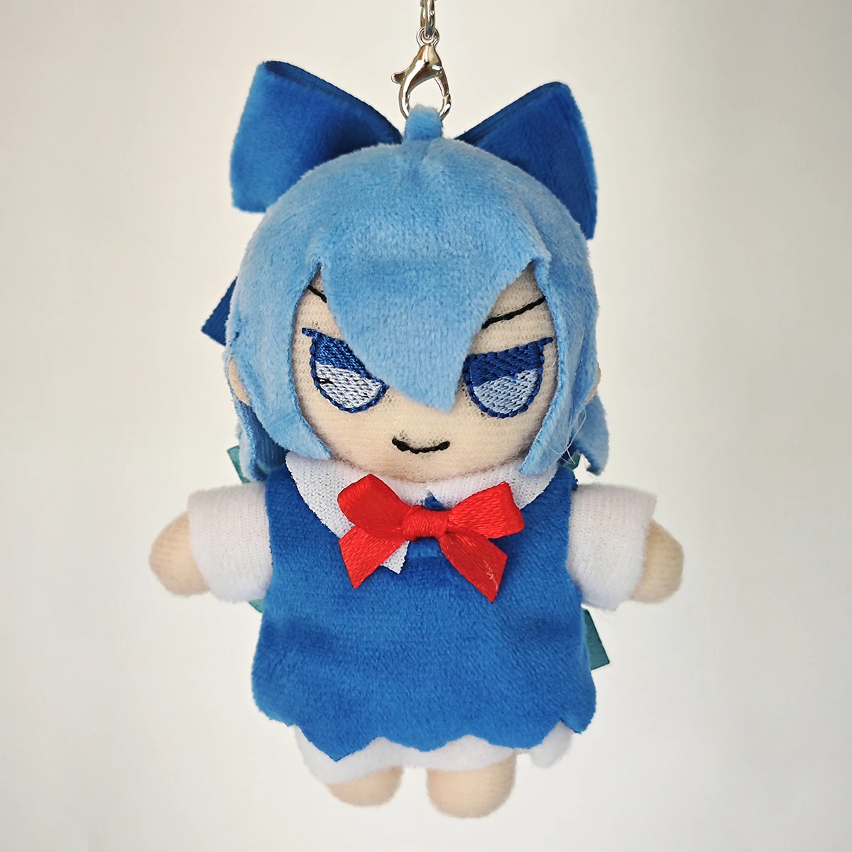 

Прекрасный плюш в наличии Fumo×fumo TouHou Project Cirno Подвеска Мягкая кукла X1 Kawaii Подарок Доставка за 2 дня