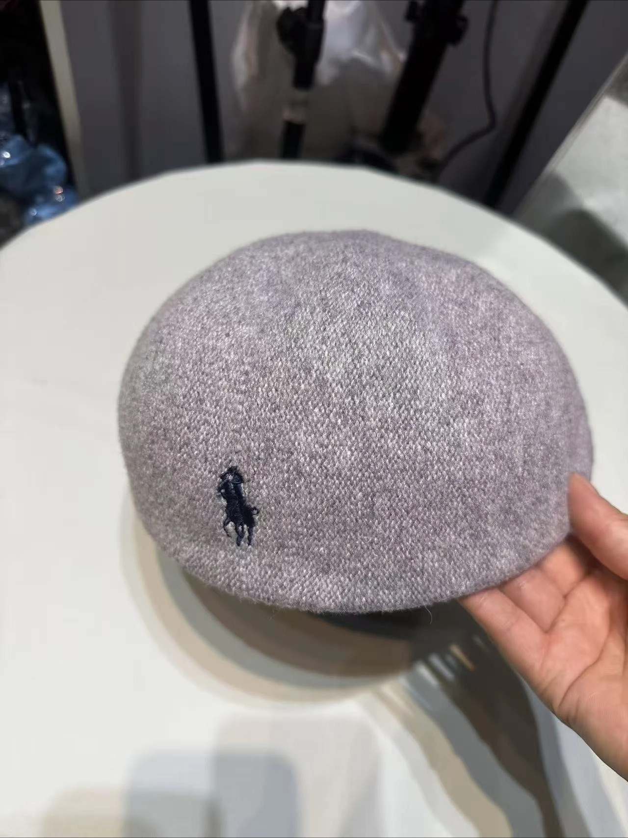 

Women's Beret Hat with Embroidery, Thin Reversible Winter Cap, Simple Retro Baker Boy Hat, Versatile Fashion Beanie for Women