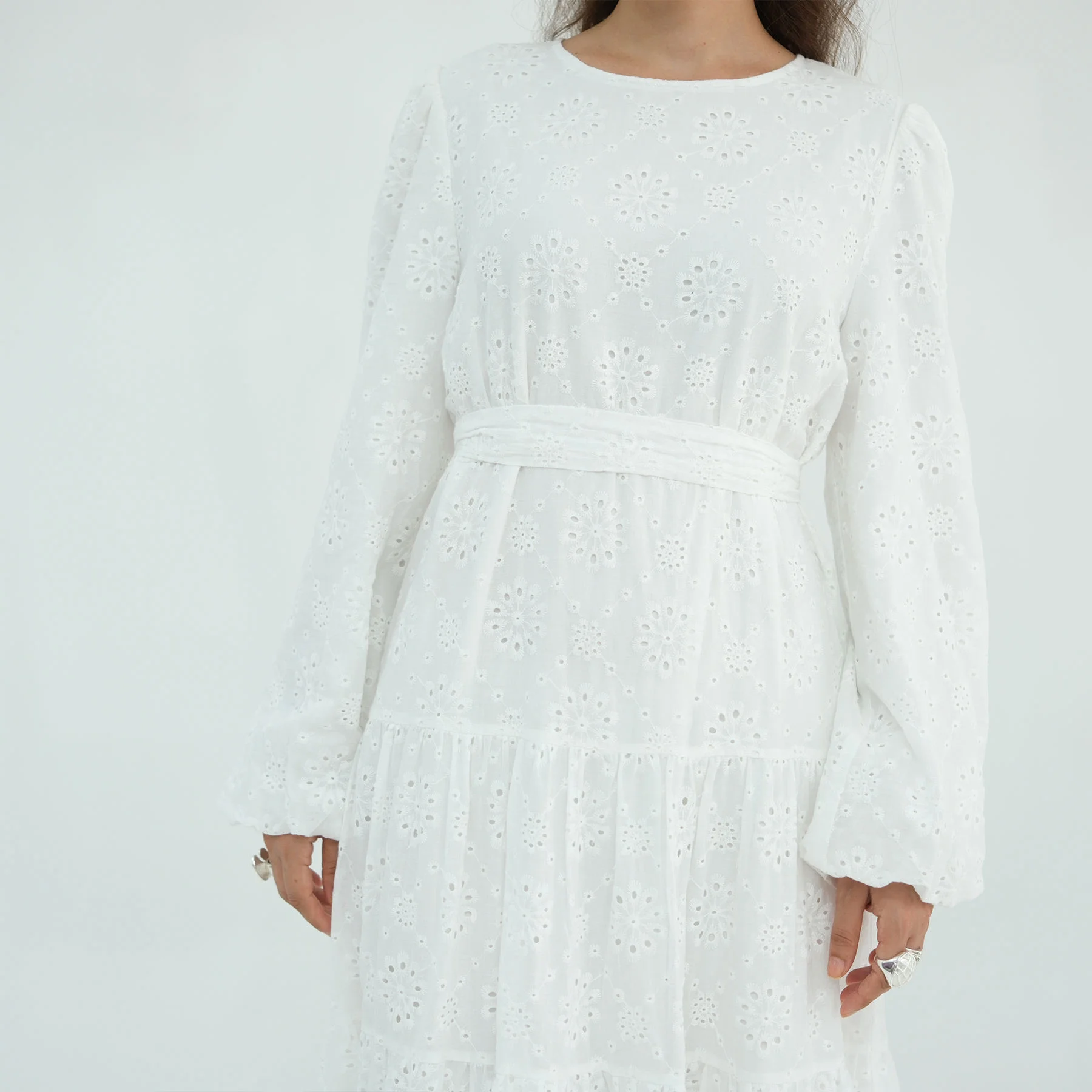 Latest Embroidery Abaya Women Muslim White Dress Eid Dubai Kaftan Ramadan Islam Clothing Arabic Robe Femme Jalabiya Caftan Gown