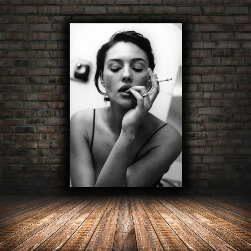 Famous Actor Monica Bellucci Poster Vintage Black White Sexy Photography Canvas Painting Print Wall Art Gift For Room Home Decor