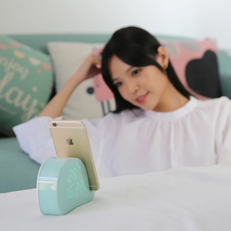 Silent Alarm Clock Bedroom Kawaii Digital Night Led Alarm Clock Cute Electronic Small Budzik Elektroniczny Alarm Clocks Ornament