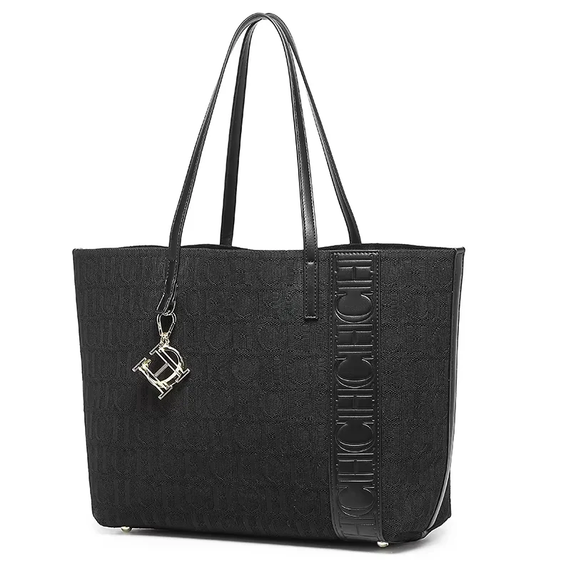 borsa-tote-con-stampa-di-lettere-su-tutta-la-superficie-del-marchio-ch-borsa-con-ciondolo-in-metallo-borsa-a-tracolla-versatile-per-pendolari-di-grande-capacita