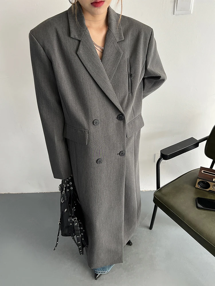 [EAM] Women Gray Brief Long Big Size Elegant Trench New Lapel Long Sleeve Windbreaker Fashion Tide Spring Autumn 2024 1DF8351