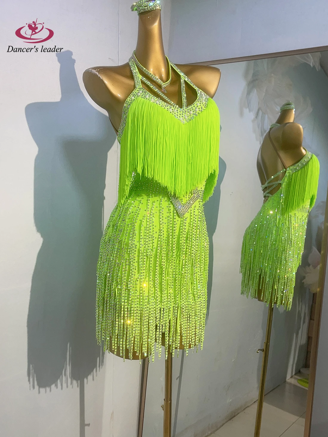 فستان نسائي لمسابقة الرقص اللاتيني عالي الجودة بخياطة شرابة خضراء مخصصة وتنورة ماسية وحجر الراين التانغو السامبا #6