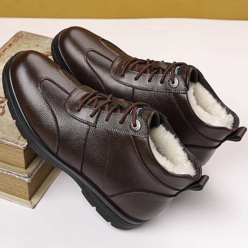 Winter Men's Casual Thickened Warm Fleece Lined Hiking Shoes Fashionable Korean Style Breathable Anti-slip Wear-resistant