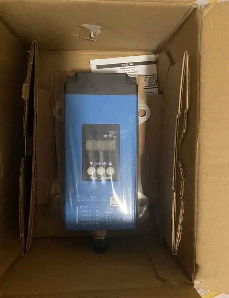 100% New and Original DT500-A311 Range Sensor DT500A311 FedEx /UPS fast delivery Warranty One-year