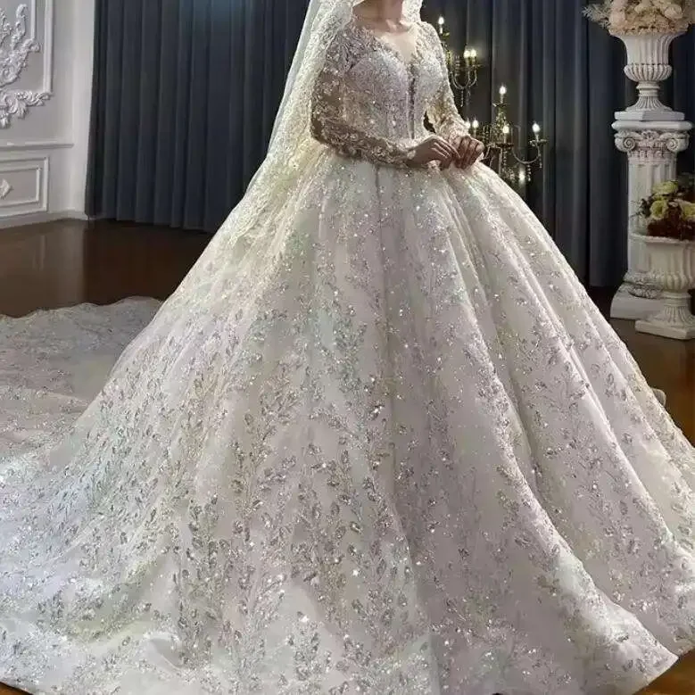 Customized Luxury Long Sleeve Ball Gown Wedding Dress Lace Appliques Sequins Arabic Dubai Wedding Formal Church Plus Size Bridal