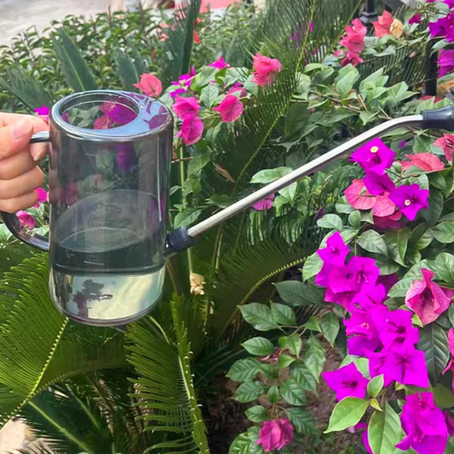 Bequemer Griff transparente lange Mund Gießkanne mit Sprinkler 1000ml-ideal für den Anbau von Blumen und Pflanzen, Garten su