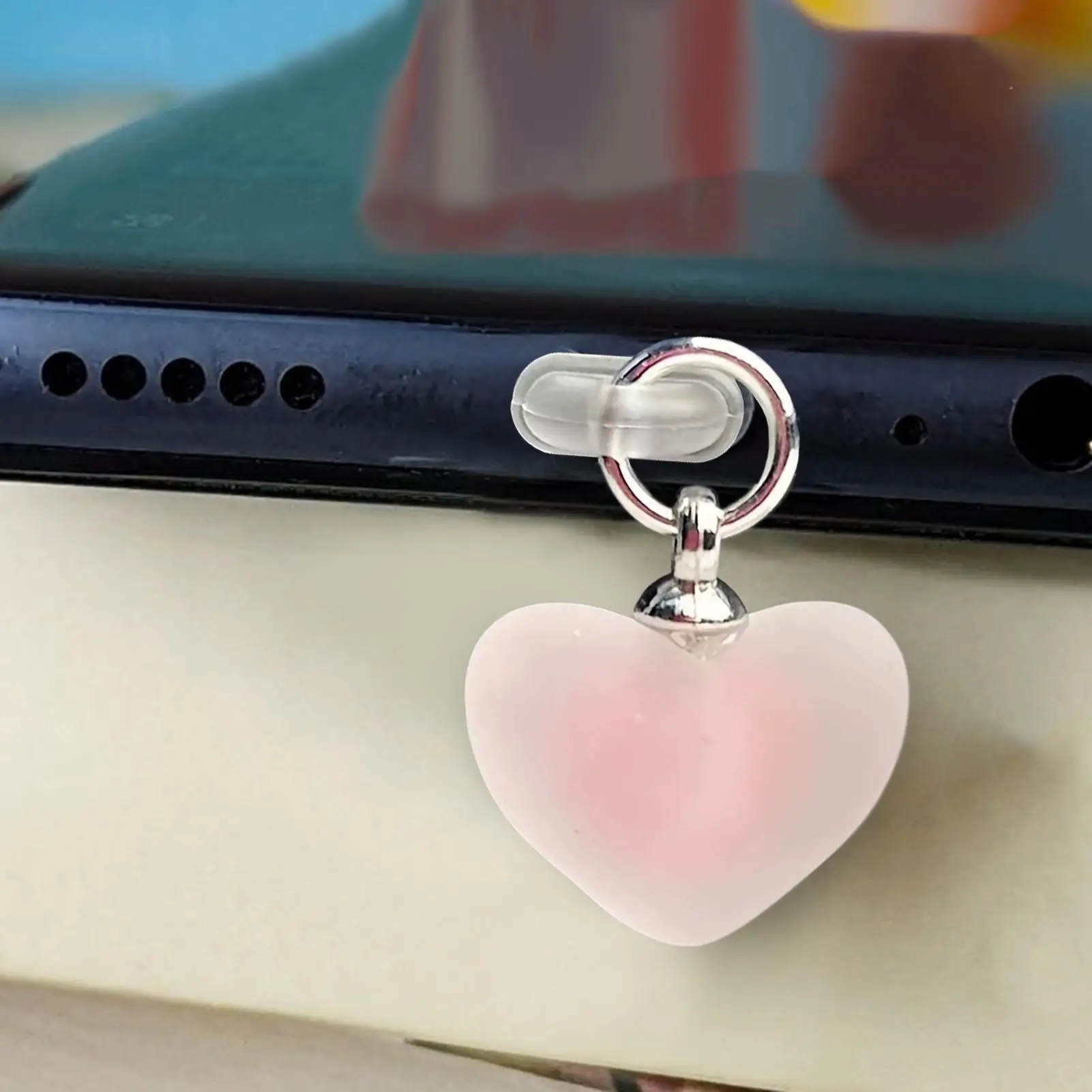 

Heart Shaped Phone Dust Plug Pendant Resin Type C Dust Proof Plug For iPhone/Type-C Universal Phone Accessories
