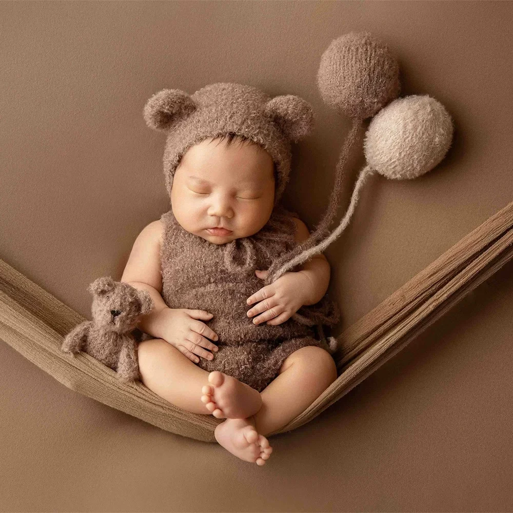 Lovely Bear Doll Balloon Prop Baby Photography Decoration Handmade Knitted Animal Infant Toys Brown Baby Photography Accessories