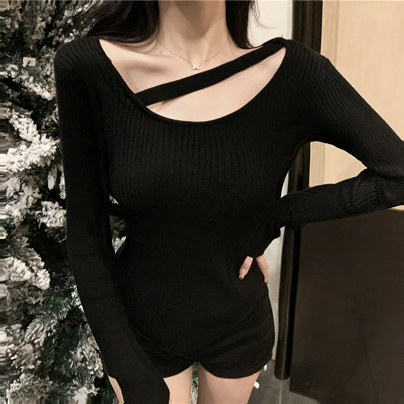 Be Careful of the Sexy Hanging Neck Women's New Base Shirt Stylish Interior Style Collarbone Top Design Sense