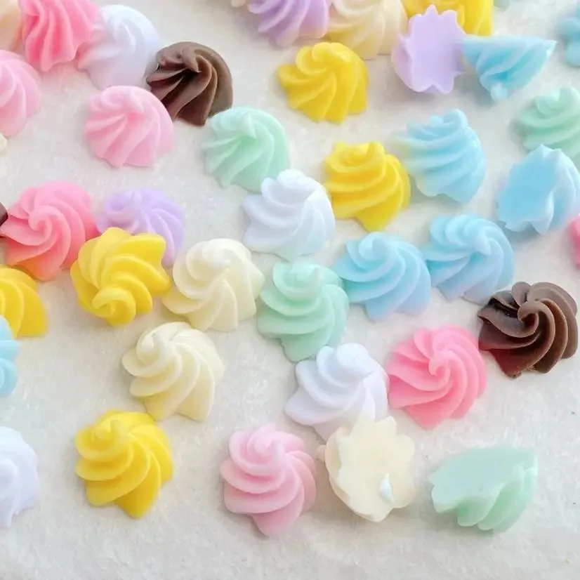 10Pcs Cartoon Ice Cream Resin Flat Back Charms, Cute Simulation Dessert Ornaments, Scrapbooking & Handmade Jewelry