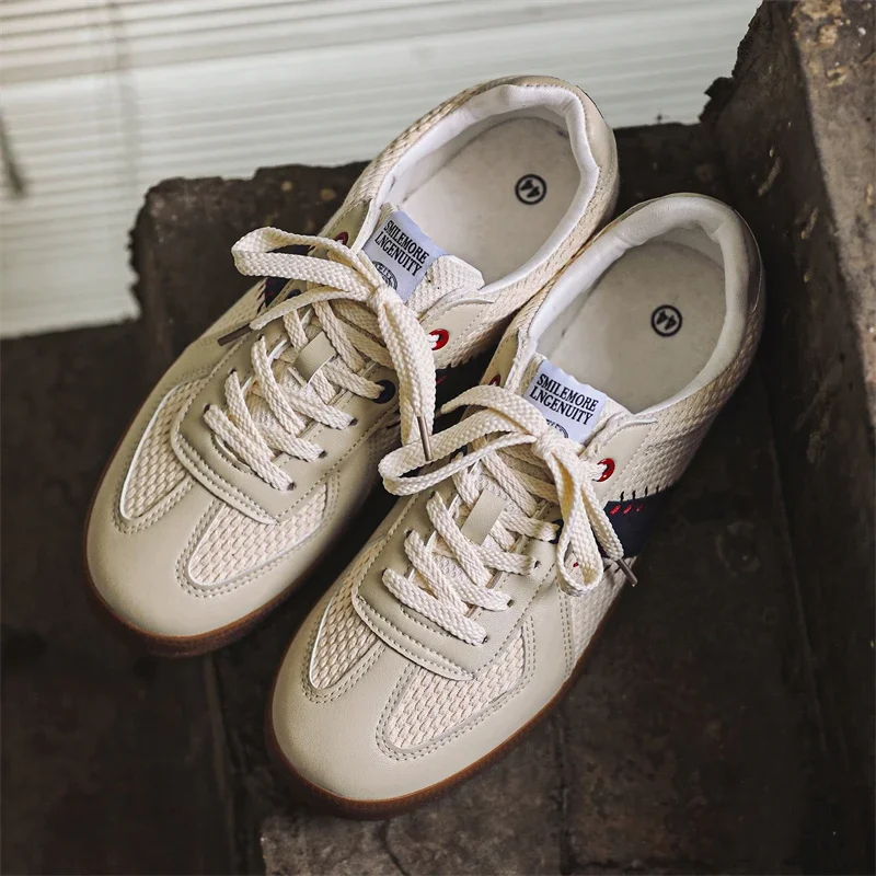 

Новые дышащие прогулочные повседневные туфли с низким берцем, неглубоким горлышком и круглым носком от нишевой бренда мужской вулканизированной обуви