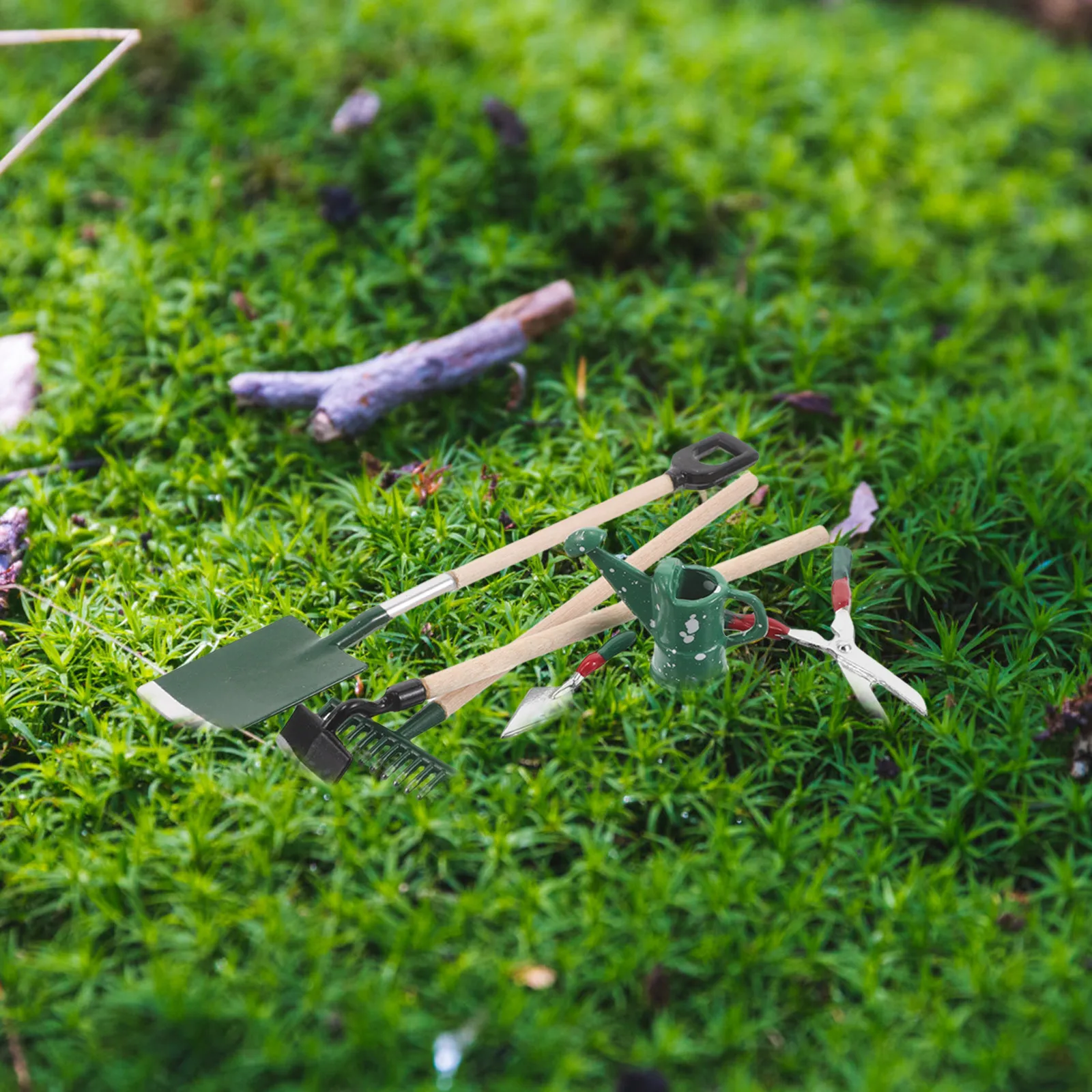 

6Pcs Miniature Dollhouse Garden Tools Set Mini Metal Rake Shovel Hoe Watering Can for Micro Landscape Decor Fairy Garden