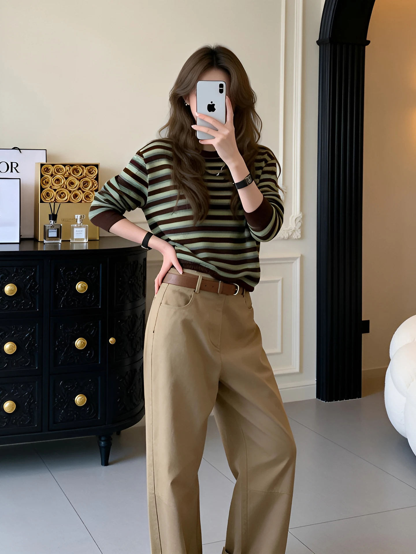 

Fashionable Tea-toned Striped Two-piece Set Women's Style Elegant Tea- Long Pants And Top Set Street Style Age-defying