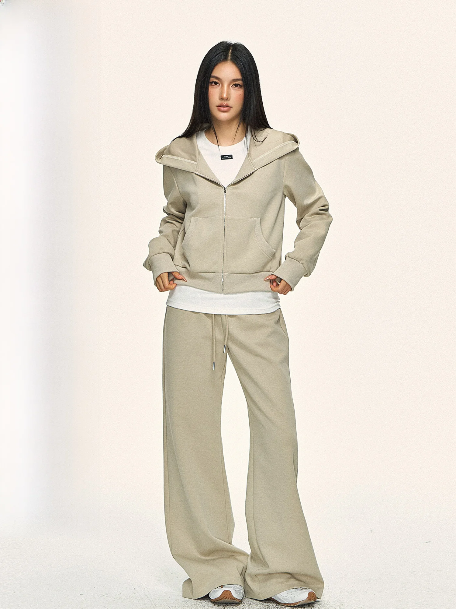 

0PASSION женский комплект с капюшоном светло-коричневый свободный крой длинные брюки из двух предметов повседневная осенняя коллекция кардиган на молнии