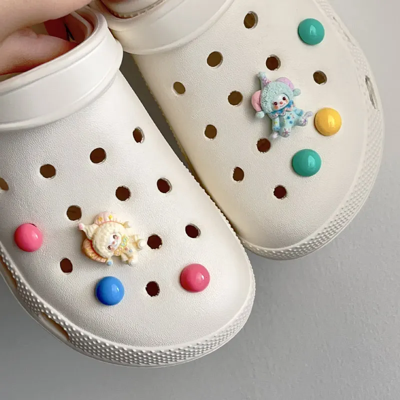 Leuke Kleur Cartoon Clown Stippen Schoen Charmes voor Crocs Decoraties Klompen Pins Tuin Sandalen Slipper Accessoires Meisje Gift