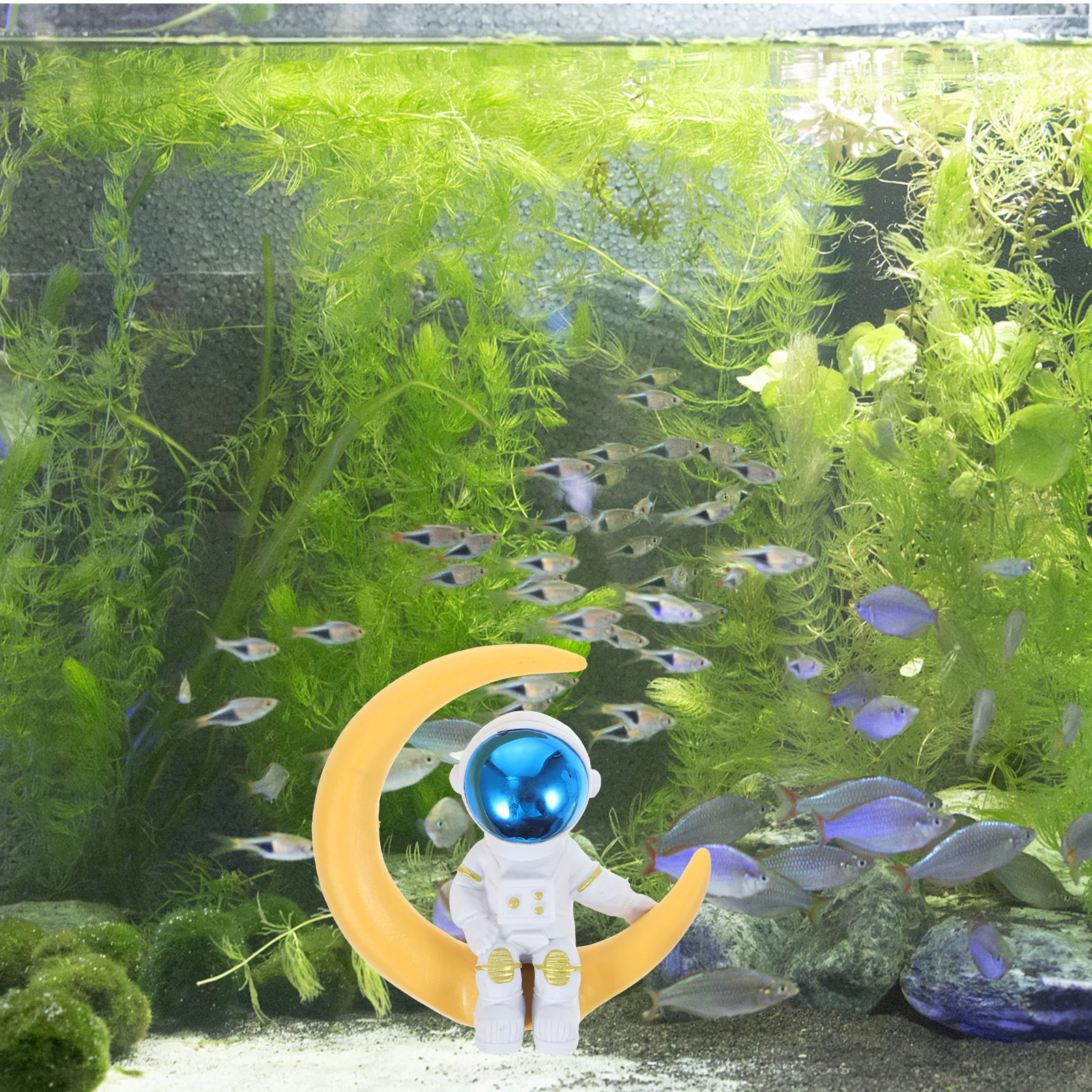 

2pcs Aquarium Spacemen Ornament Fish Tank Astronaut Decor Pvc Spacemen For Tank Scene Layout Prop Home Decor Pet Supplies
