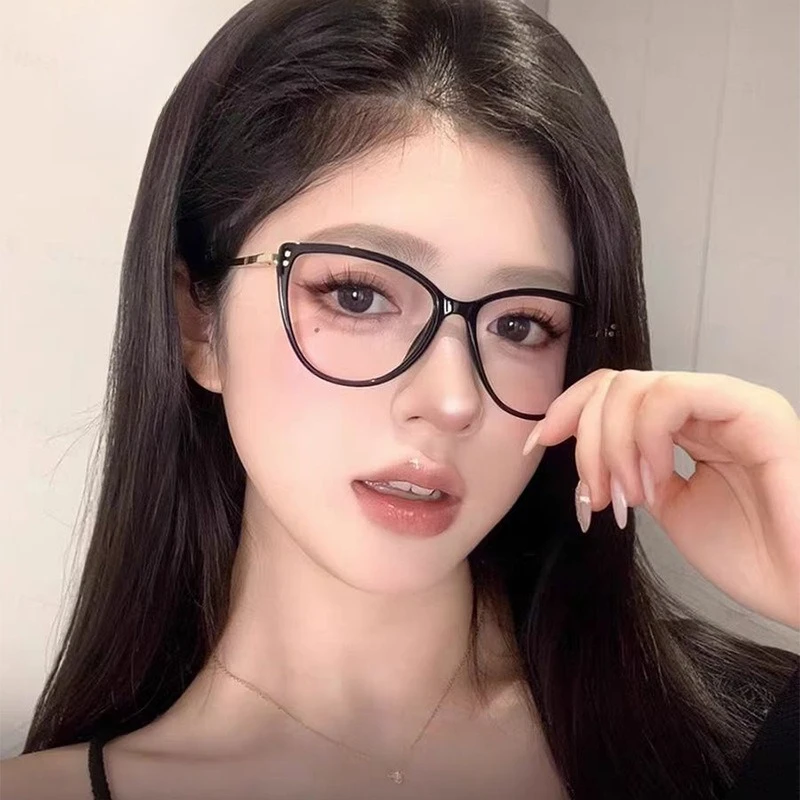 Unisex Retro Cat-Eye Oversized Reading Glasses New Fashionable High-Definition Blue Light Blocking Glasses for Farsightedness