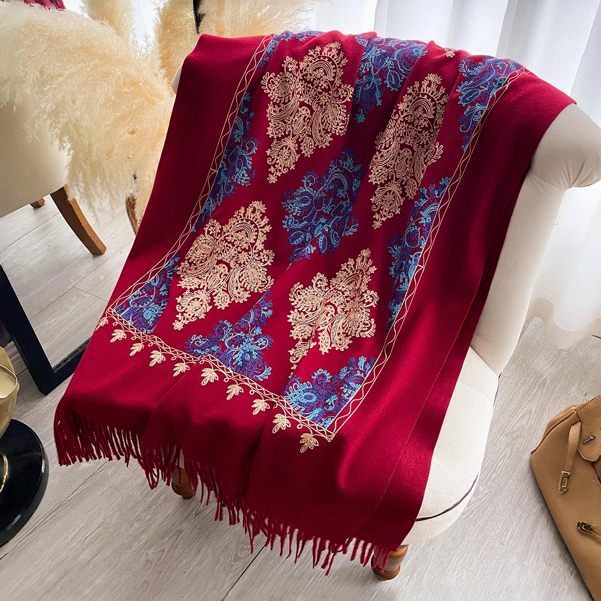 Frauen Mode Winter Warme Kaschmir Schals Stickerei Pashmina Decke Dicken Schal Wrap Halstuch Bufanda Echarpe Poncho Schal – Detail 6