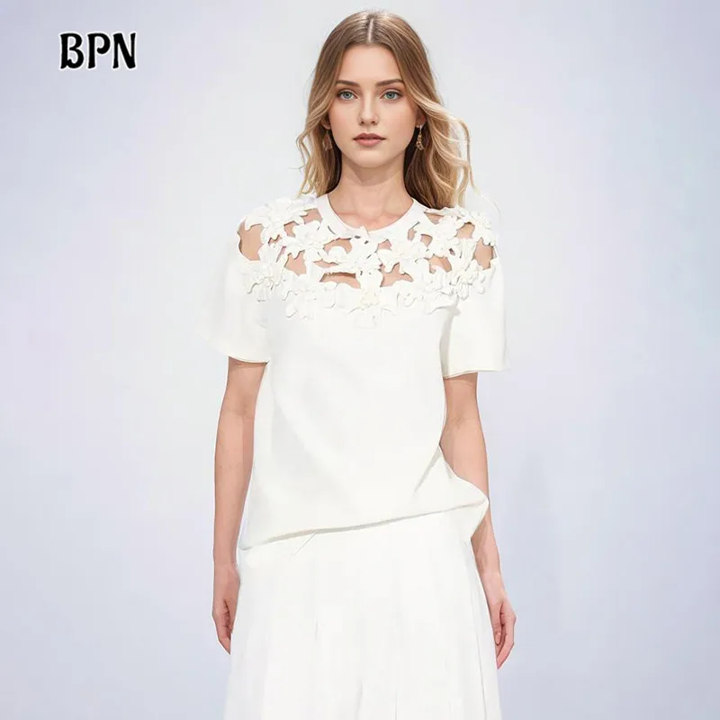 BPN Fashion Patchwork Appliques T Shirts For Women Round Neck Short Sleeve Hollow Out Solid Casual T Shirt Female Clothing Style