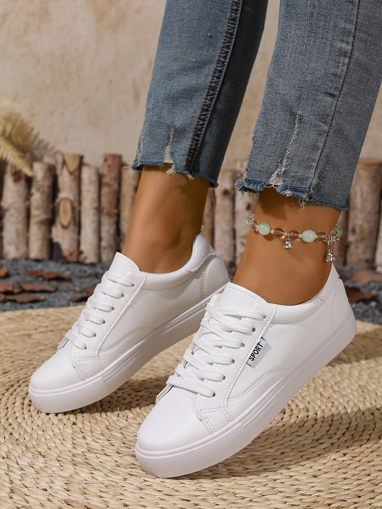 Flache weiße Schuhe für Damen, Frühling und Herbst, Sneakers aus Leder, modische Freizeitschuhe mit Schnürung, Studenten-College-Stil, Board-Schuhe für Frauen. – Detail 8