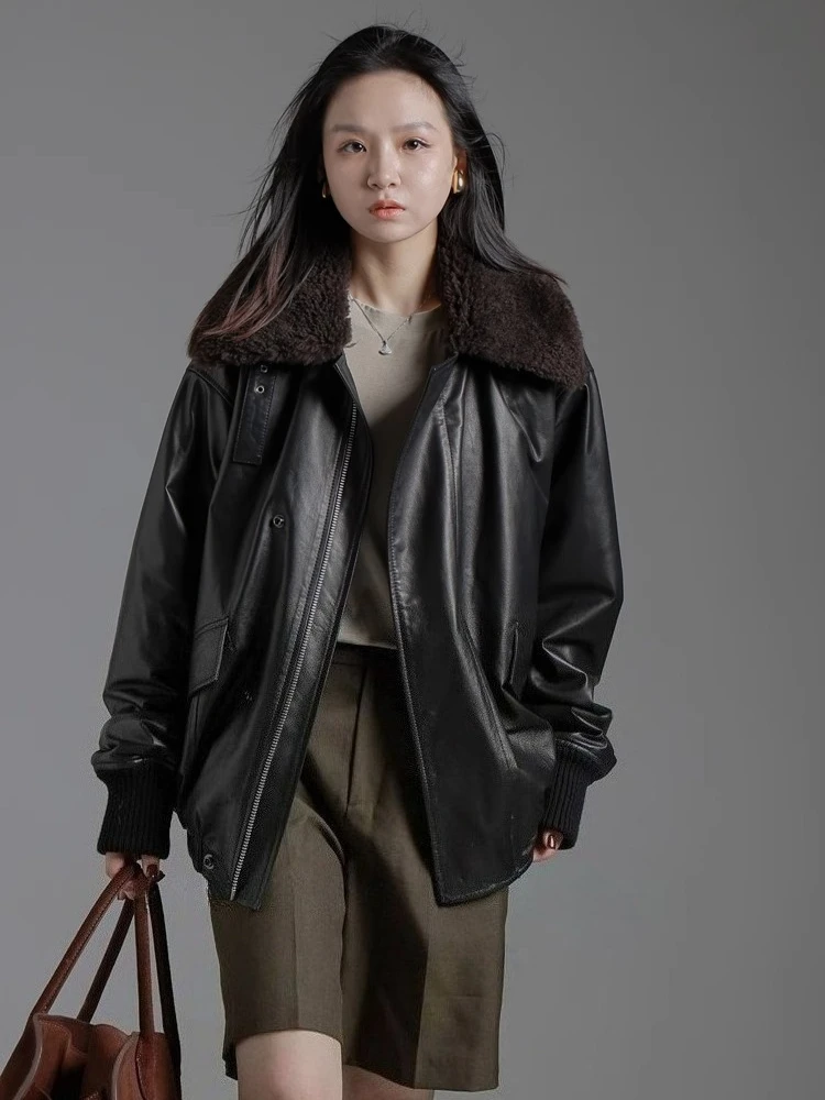 Vintage ของแท้หนังรถจักรยานยนต์แจ็คเก็ตผู้หญิงฤดูใบไม้ร่วงฤดูหนาว High-end Real Lamb Fur Collar วัวหนัง Quilted Coat