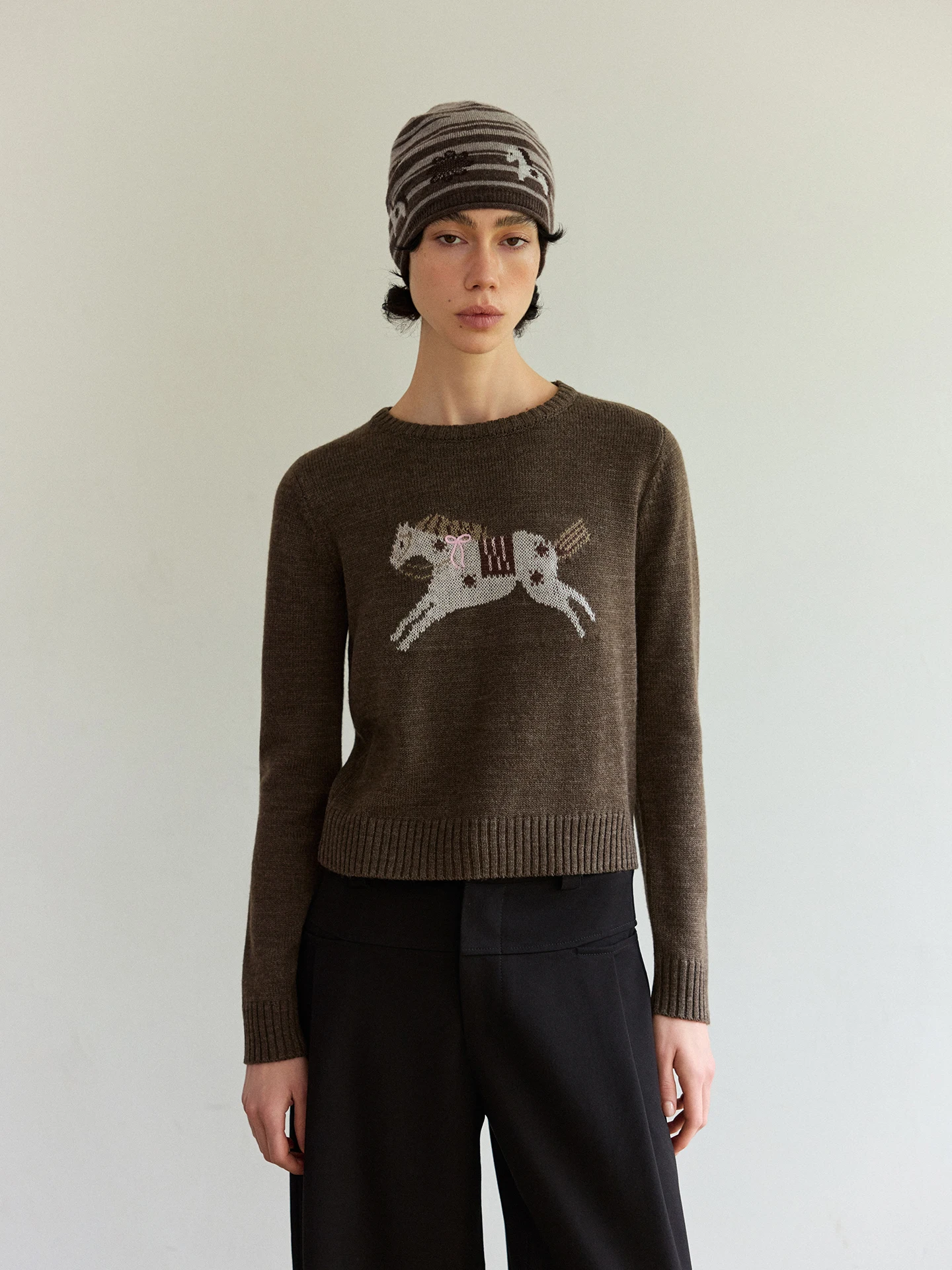 

Interris Year Limited Edition Ultra-Fine Skin- Friendly Merino Blend Knitwear Embroidered ort- Sve Crew Ne Base ...