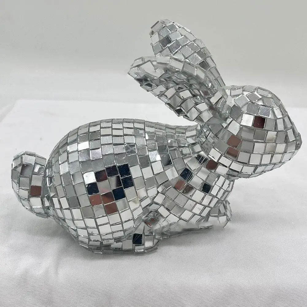 Statua con sfera a specchio riflettente con coniglio da discoteca per feste di Pasqua, statuetta con finitura a specchio da discoteca coniglietto ornamento da tavolo per la casa dicembre S8I1